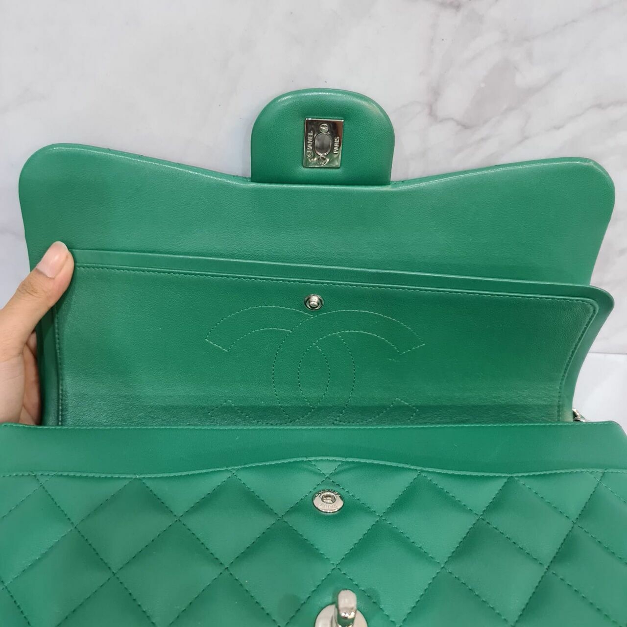 Chanel Classic Jumbo Double Flap Green Lambskin Bag SHW #22 Shoulder Bag