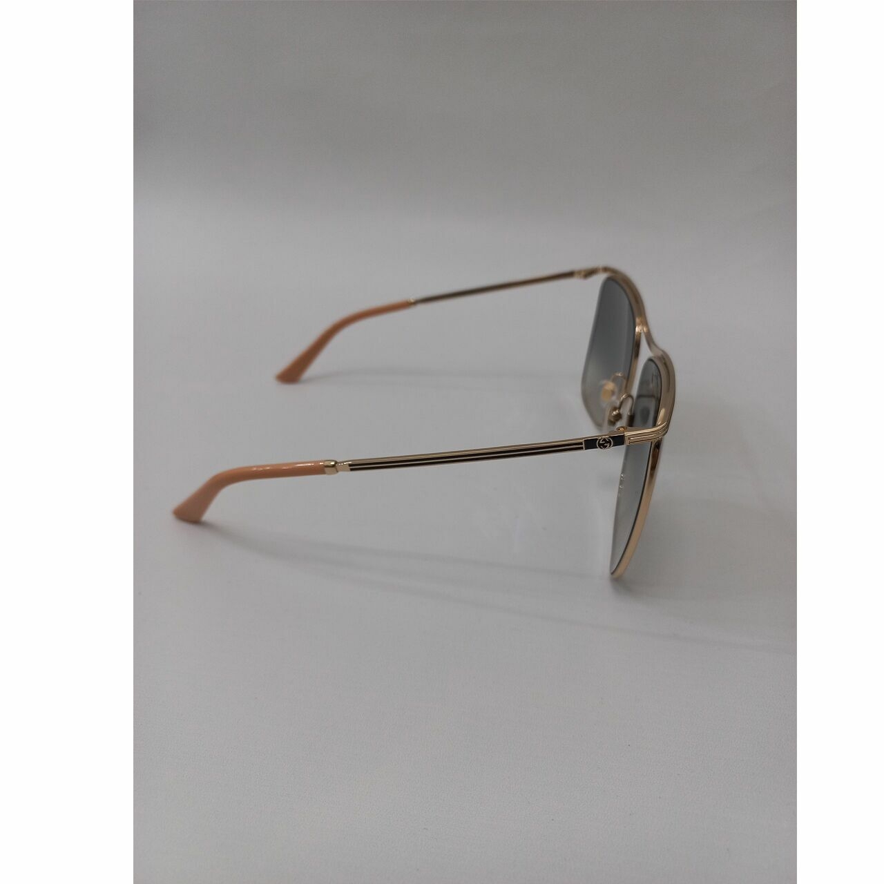 GUCCI Sunnies Grey Gold GG0820S