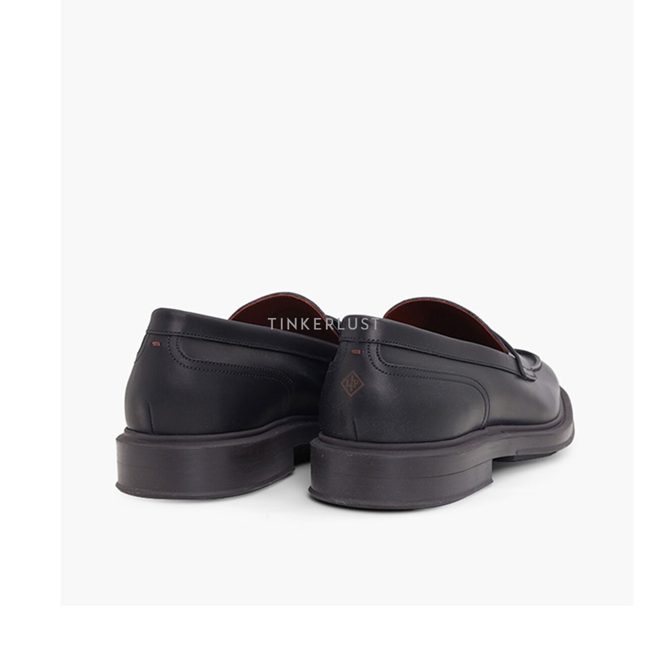 Loro Piana Men Travis Loafers in Black Calfskin