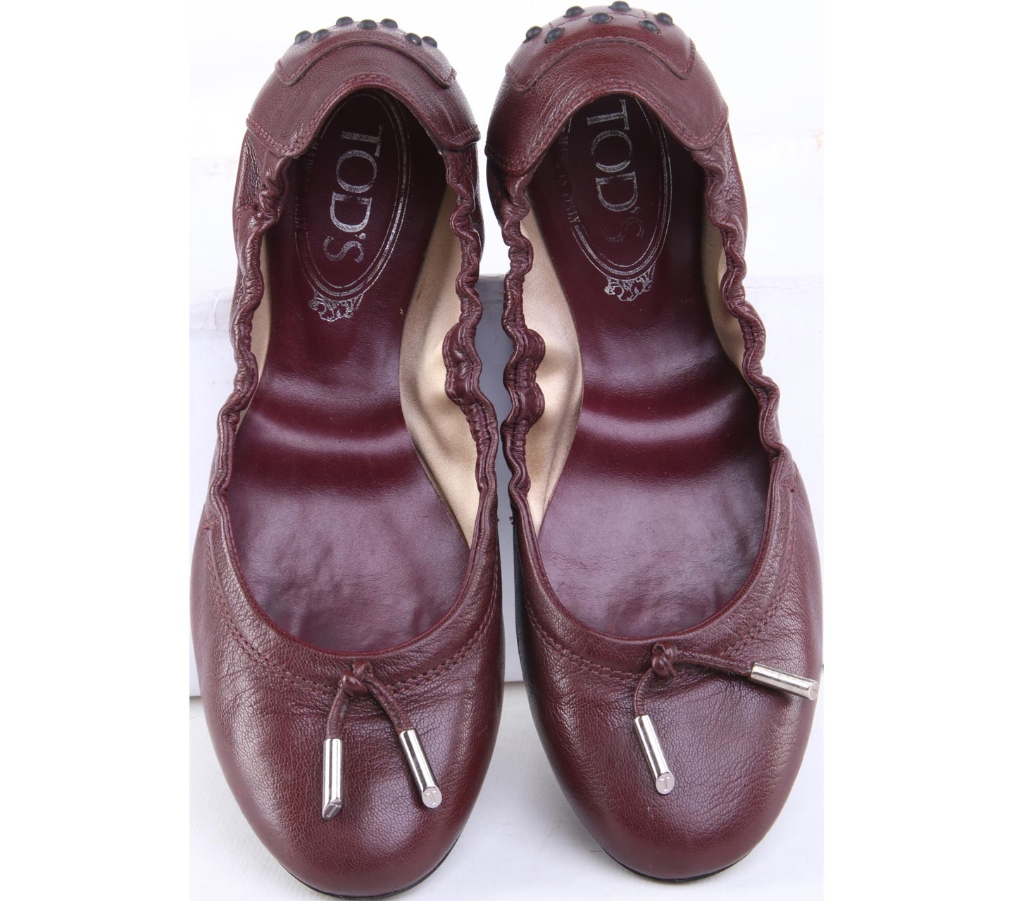 Tod's Burgundy Flats