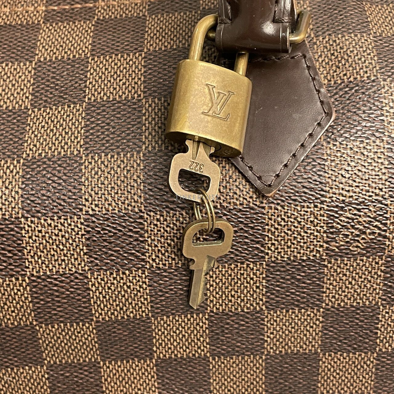 Louis Vuitton Damier Ebene Speedy Handbag