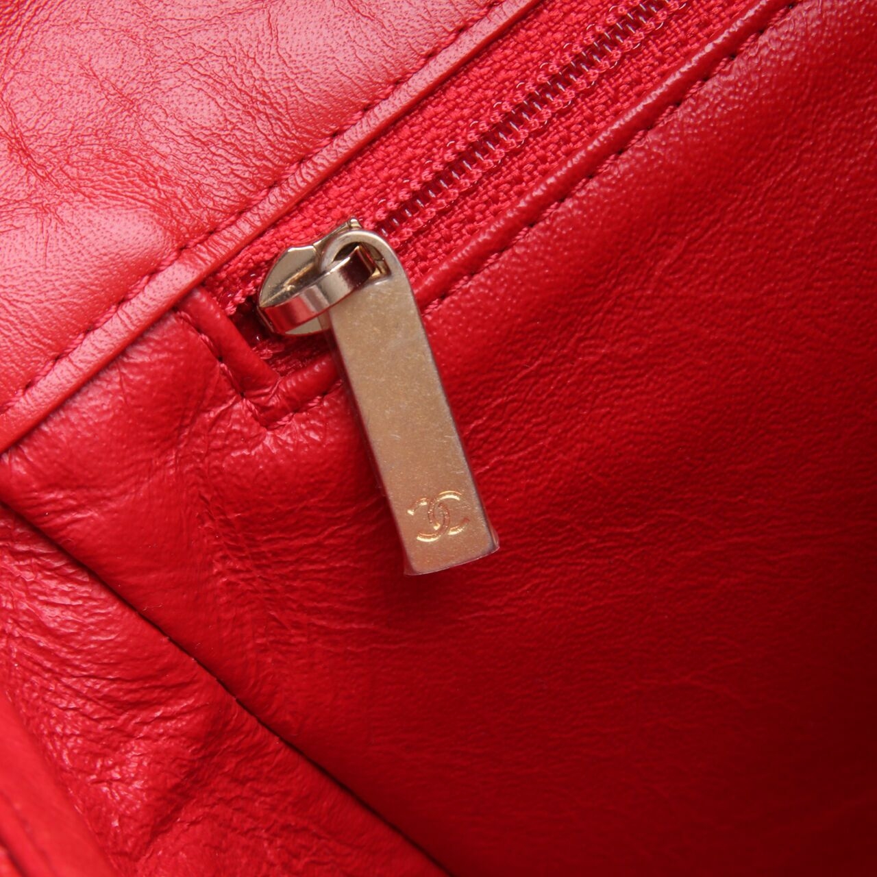 Chanel Red #26 Crincled Calfskin Quilted Clutch 