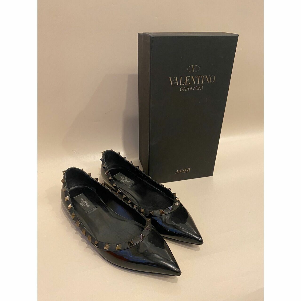 Valentino Garavani Ballerina Flats Black