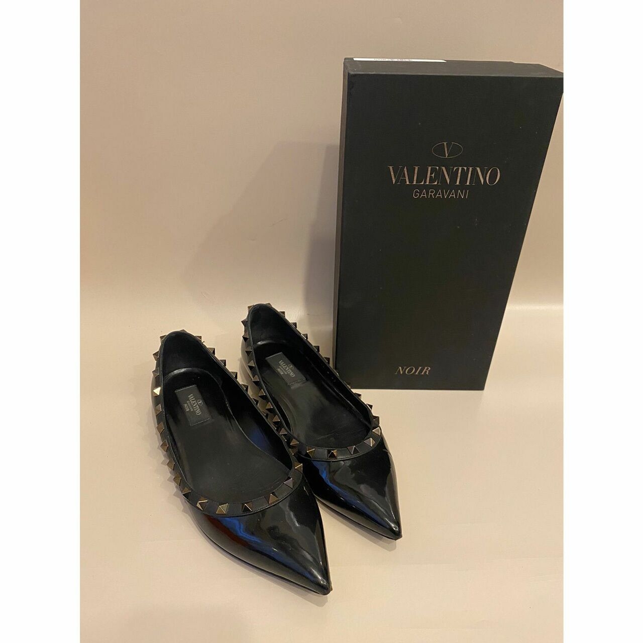 Valentino Garavani Ballerina Flats Black