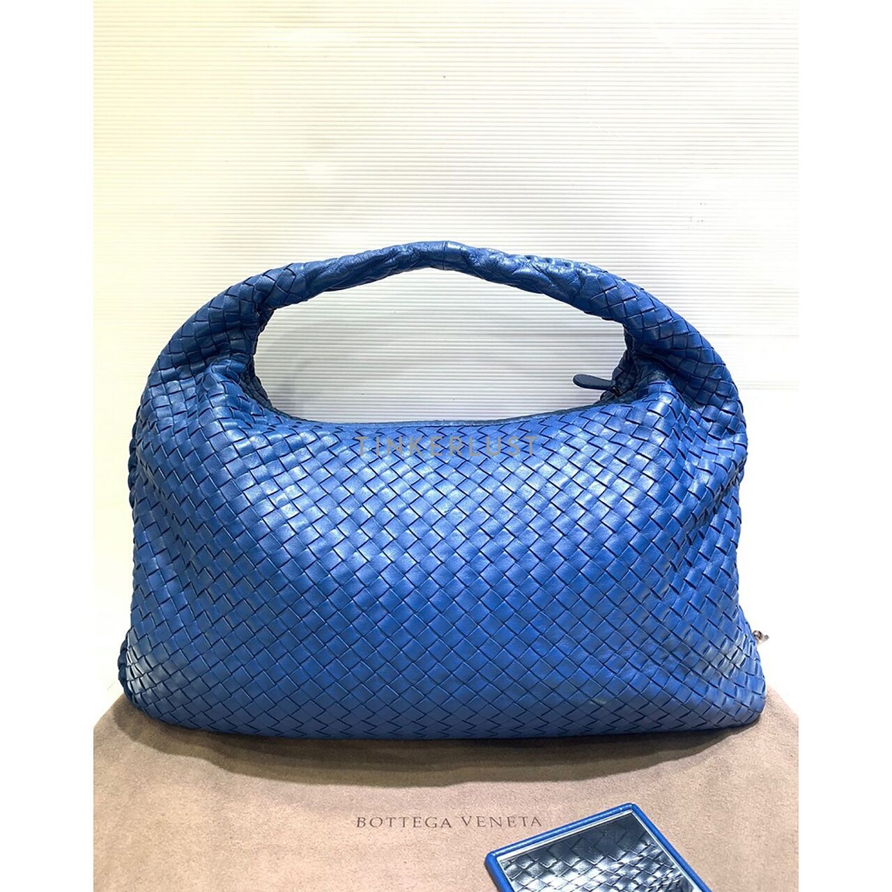 Bottega Veneta Hobo Medium Intrecciato Blue Shoulder Bag