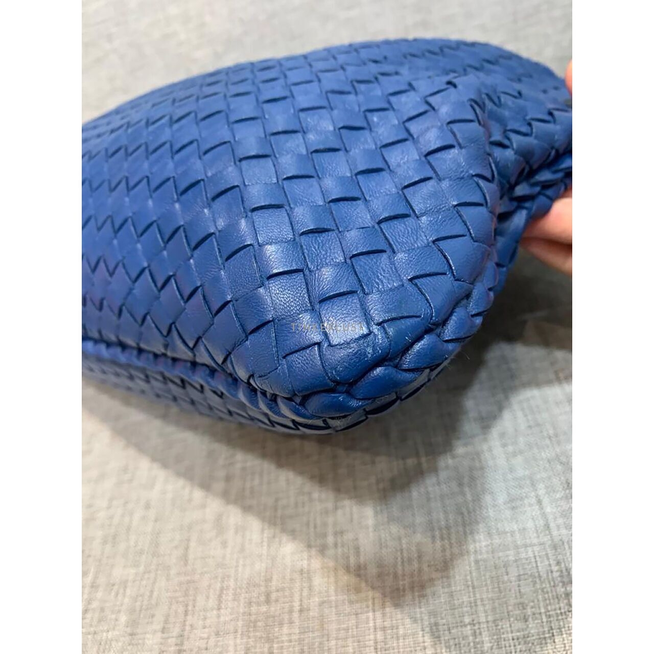 Bottega Veneta Hobo Medium Intrecciato Blue Shoulder Bag