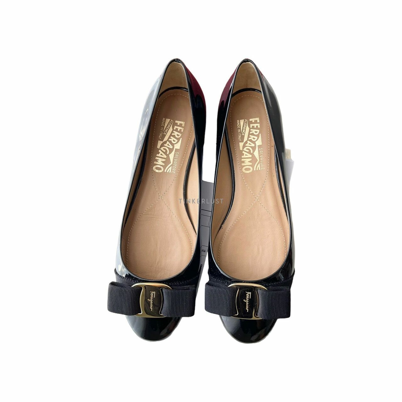 Salvatore Ferragamo Varina Black GHW Flats