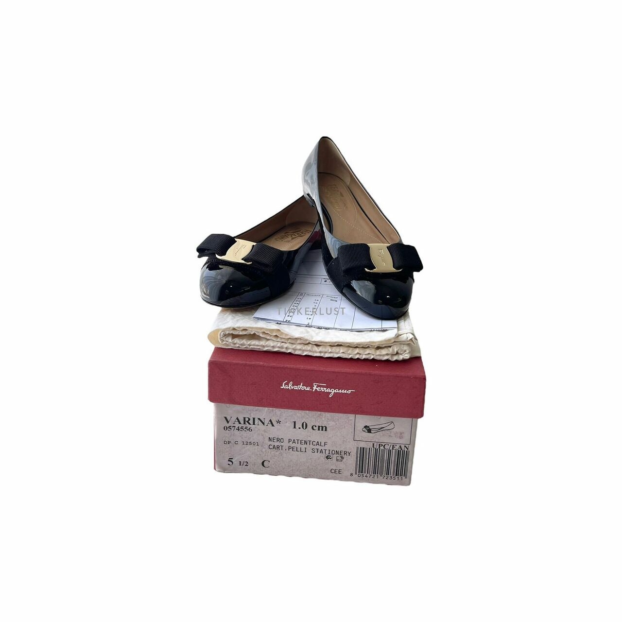 Salvatore Ferragamo Varina Black GHW Flats