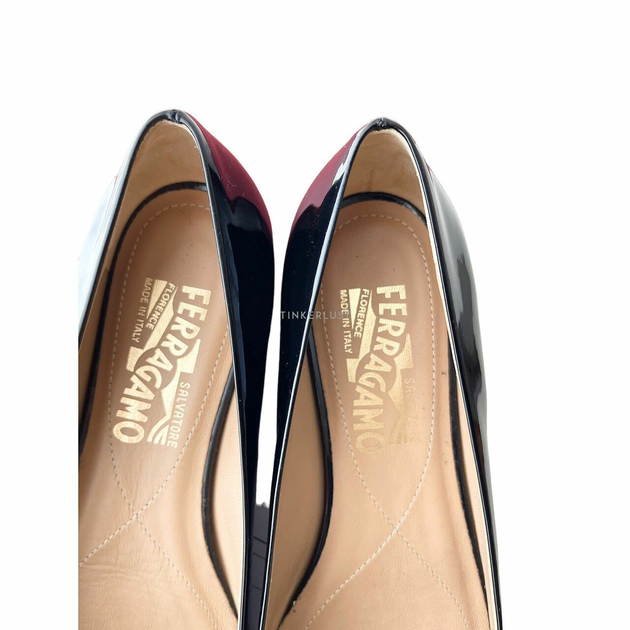 Salvatore Ferragamo Varina Black GHW Flats