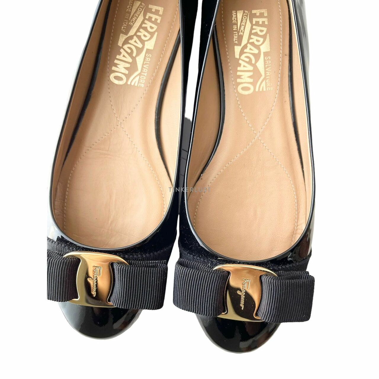 Salvatore Ferragamo Varina Black GHW Flats