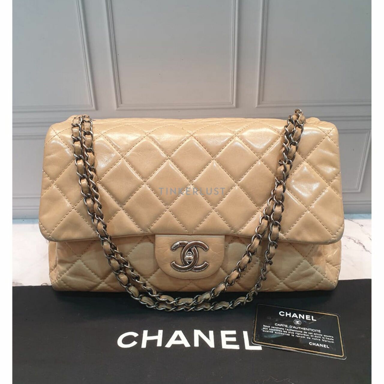 Chanel Flap Bag Calfskin #20 SHW Shoulder Bag