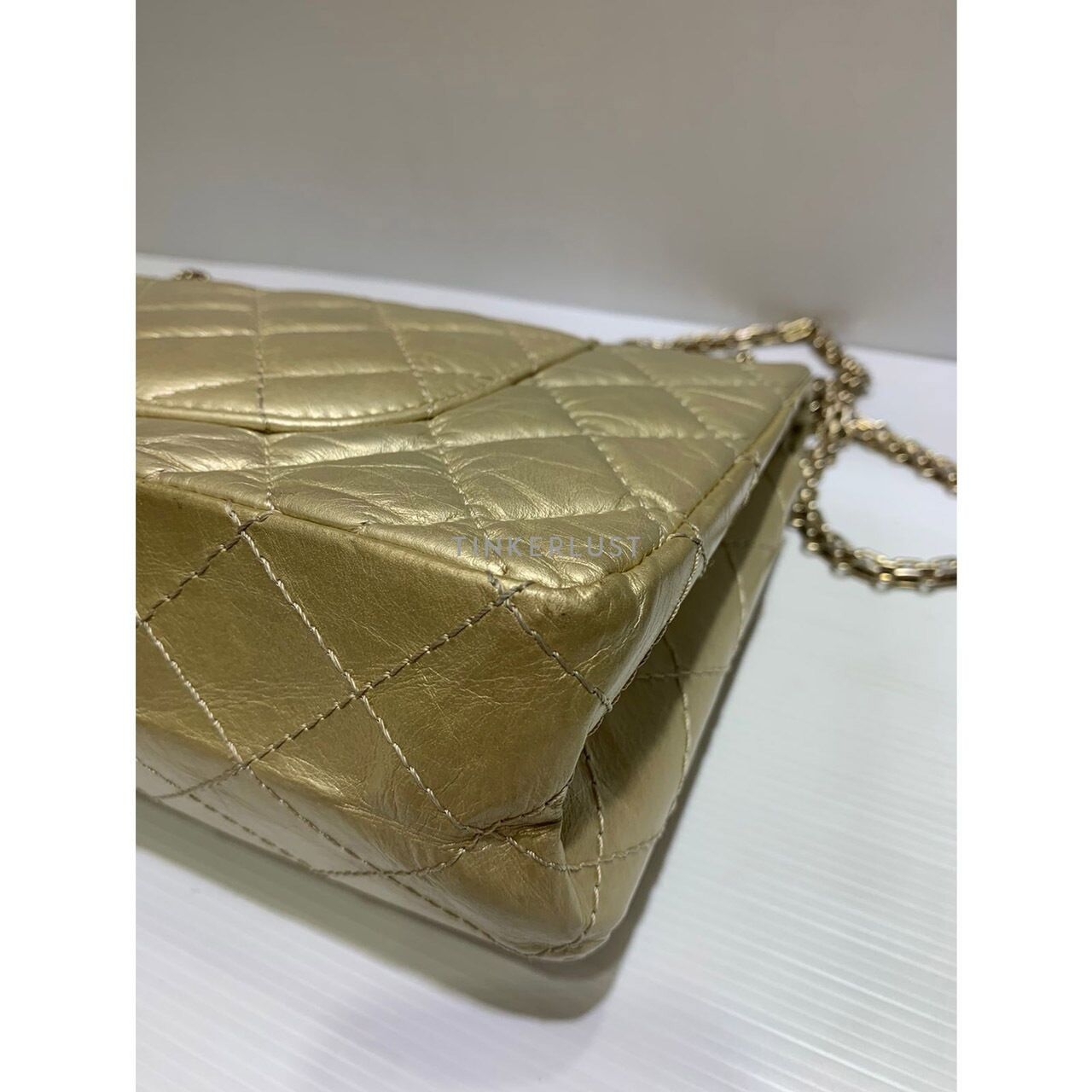 Chanel Reissue 226 Medium Gold Calfskin GHW #15 Shoulder Bag