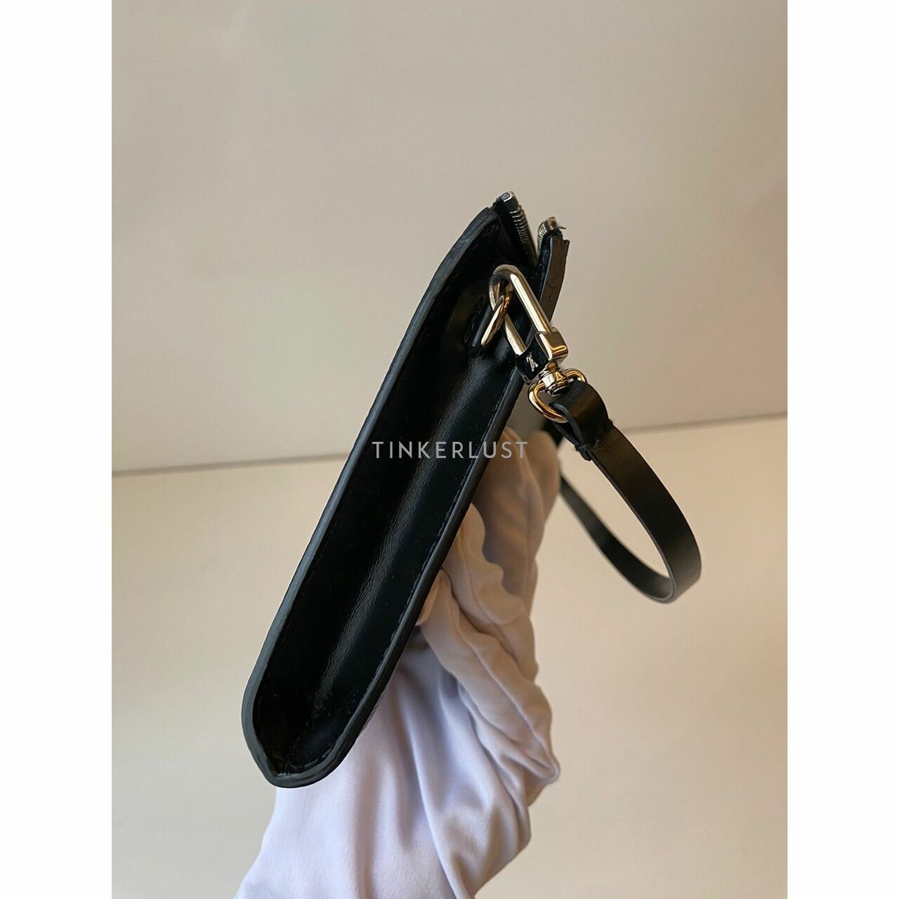  Louis Vuitton Mini Black Epi Leather Pochette Bag