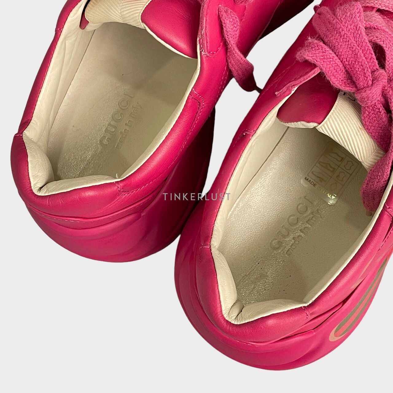 Gucci Pink Leather Rhyton Logo Print Low Top Sneakers