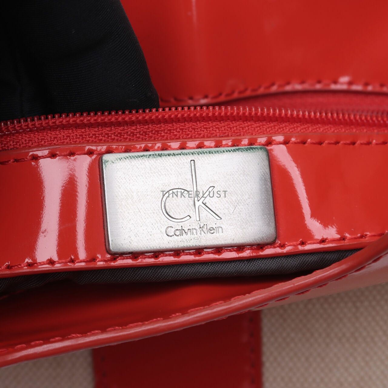 Calvin Klein Beige & Red Shoulder Bag