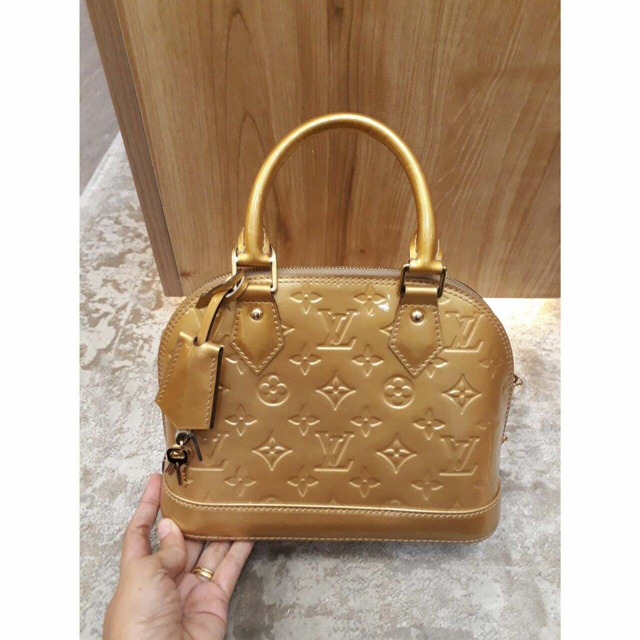 Louis Vuitton BB Alma Vernis Gold 2015 Satchel