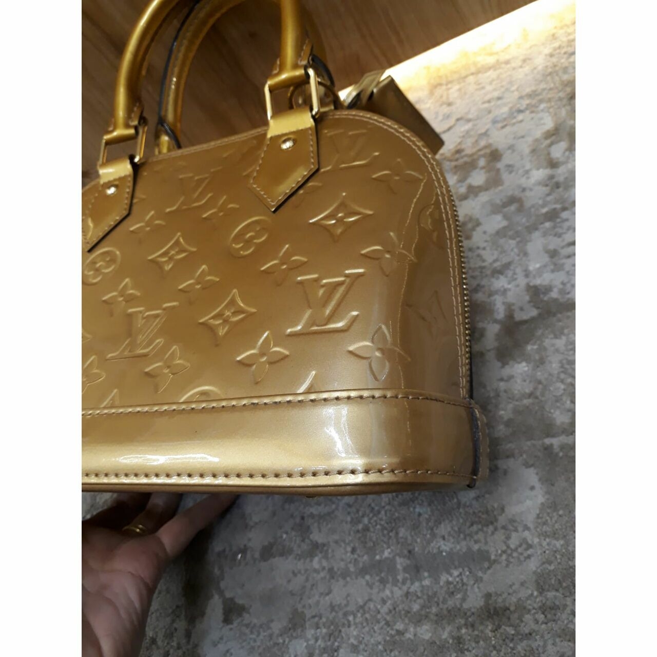 Louis Vuitton BB Alma Vernis Gold 2015 Satchel