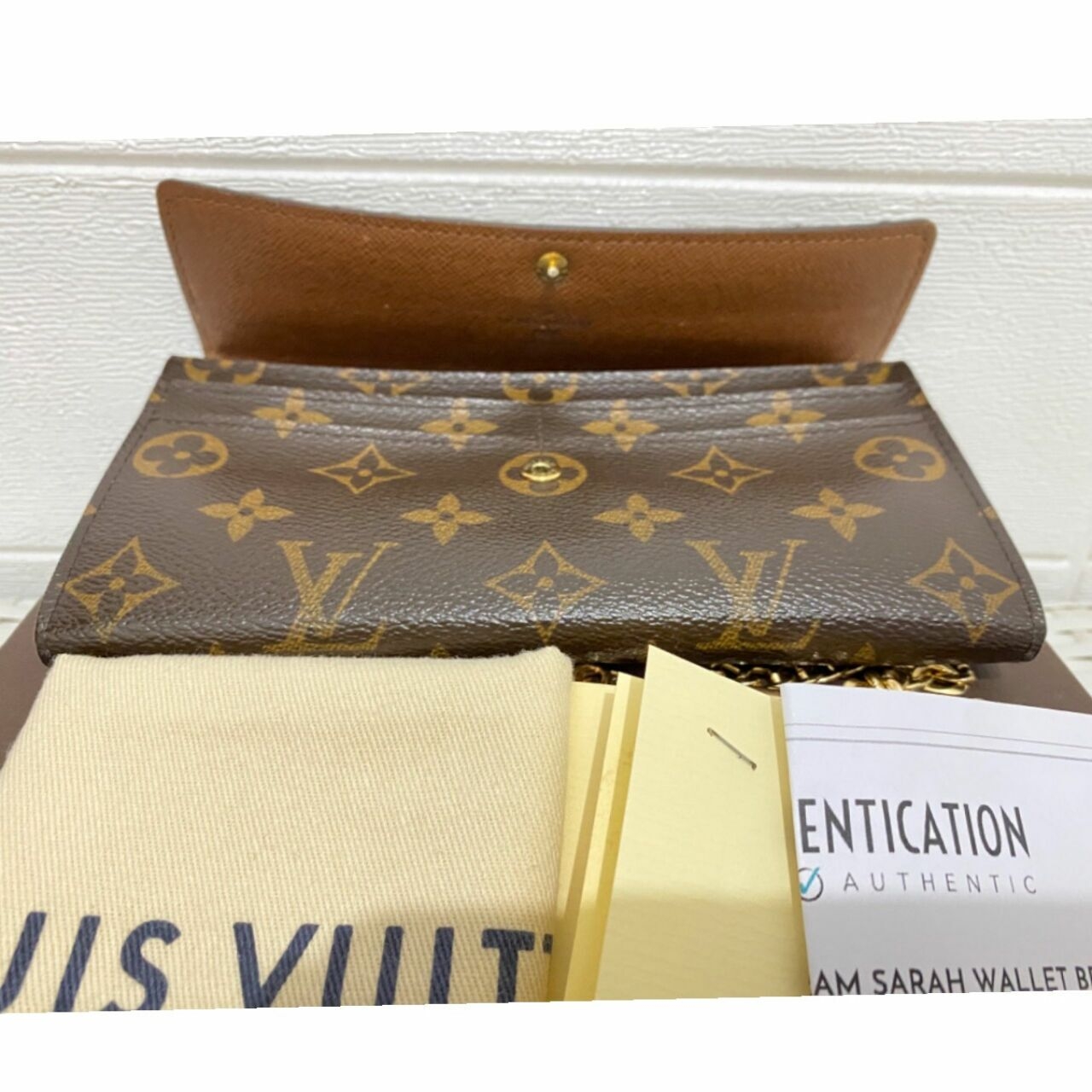 Louis Vuitton Monogram Sarah Wallet Brown