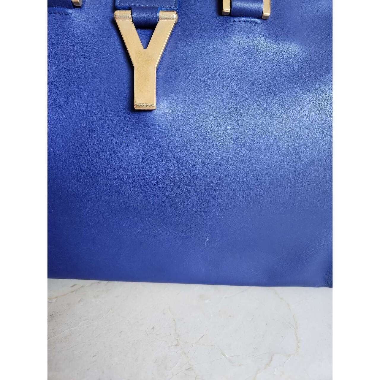 Yves Saint Laurent Cabas Y Blue Handbag