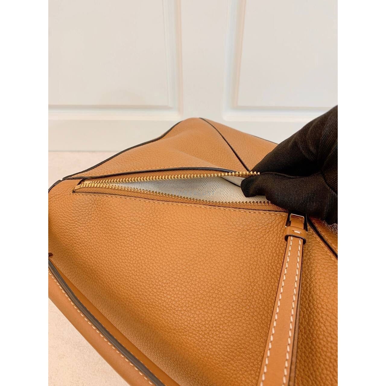 Loewe Puzzle Medium Caramel GHW 2018 Satchel Bag