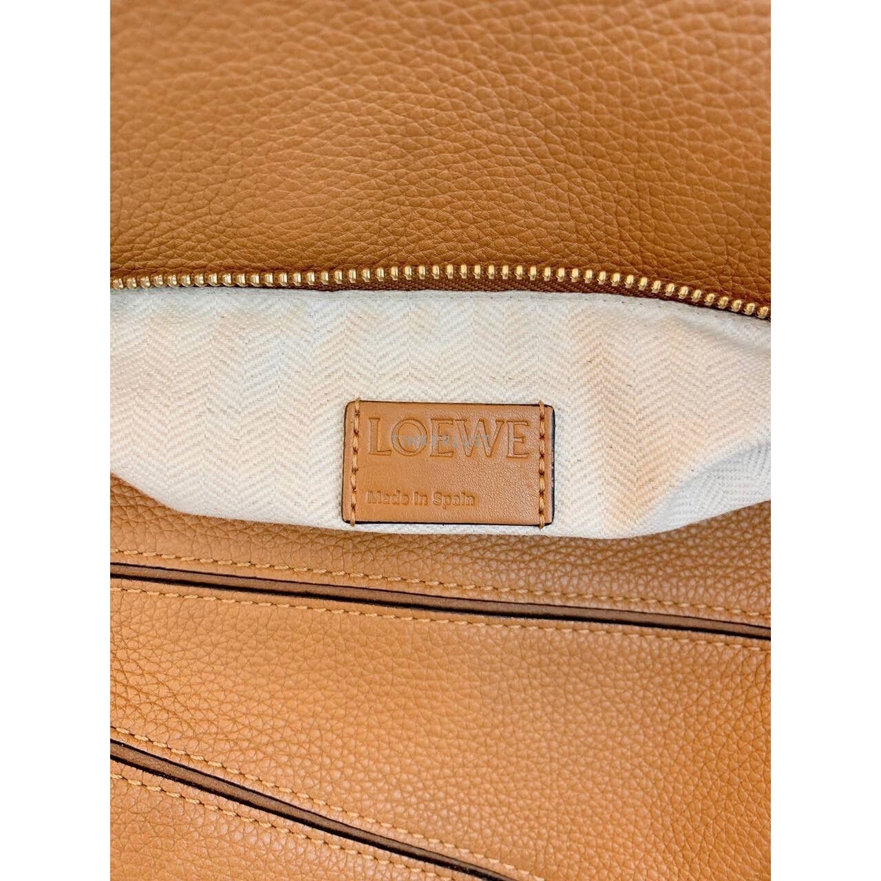 Loewe Puzzle Medium Caramel GHW 2018 Satchel Bag