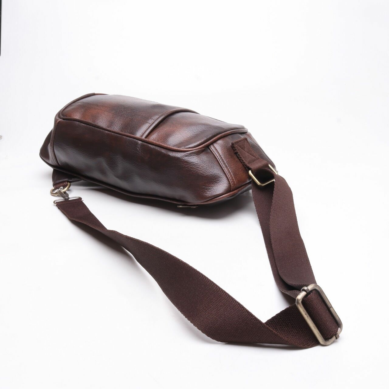 Daily The Smith Dark Brown Sling Bag