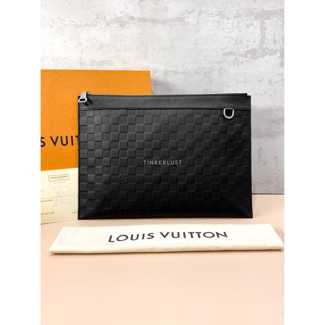 Louis Vuitton Discovery Pochette Damier Infini 2019 Pouch