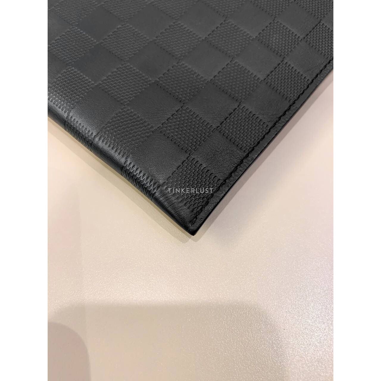 Louis Vuitton Discovery Pochette Damier Infini 2019 Pouch