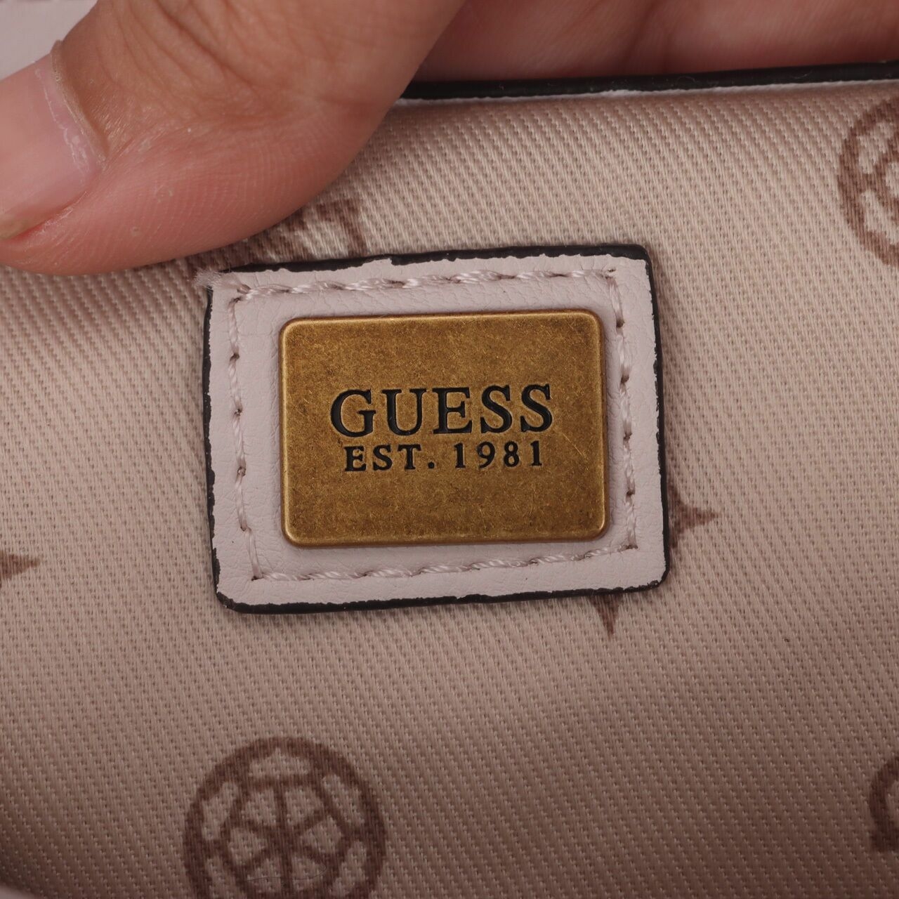 Guess Cessily Tweed Convertible Crossbody