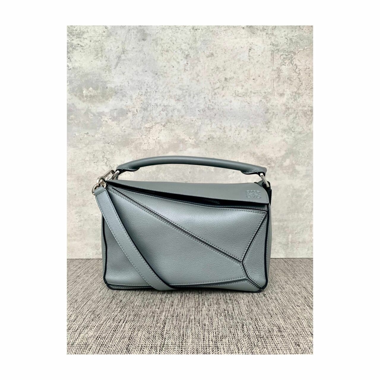 Loewe Puzzle Bag Small Grey Grained SHW 2019 Satchel