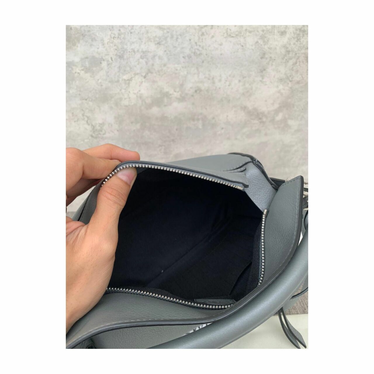 Loewe Puzzle Bag Small Grey Grained SHW 2019 Satchel