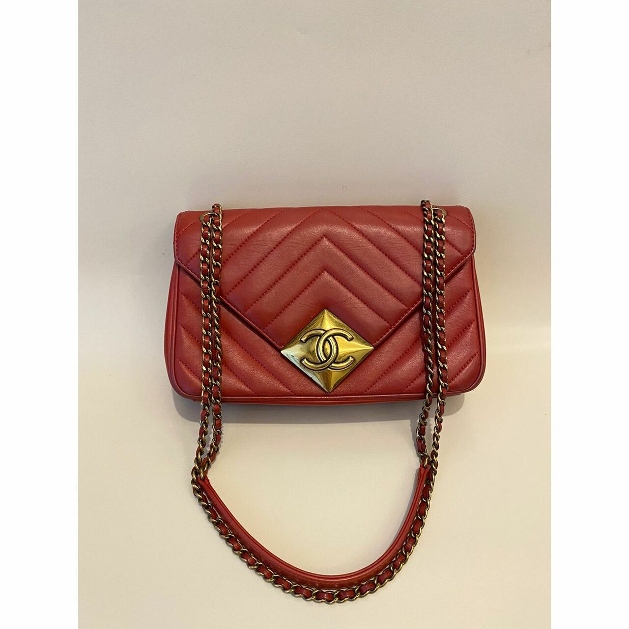 Chanel Red Chevron Lambskin #21 Shoulder Bag