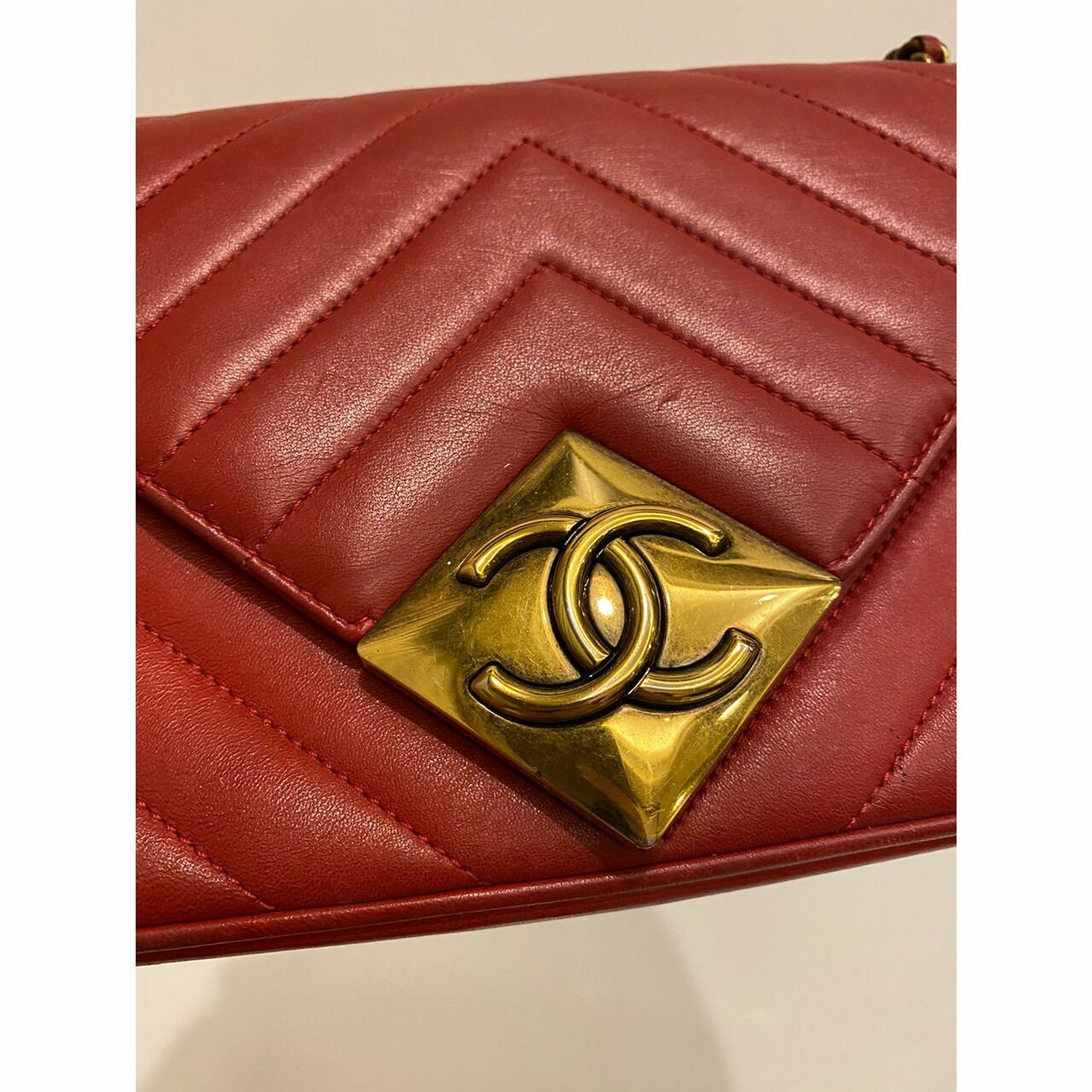 Chanel Red Chevron Lambskin #21 Shoulder Bag