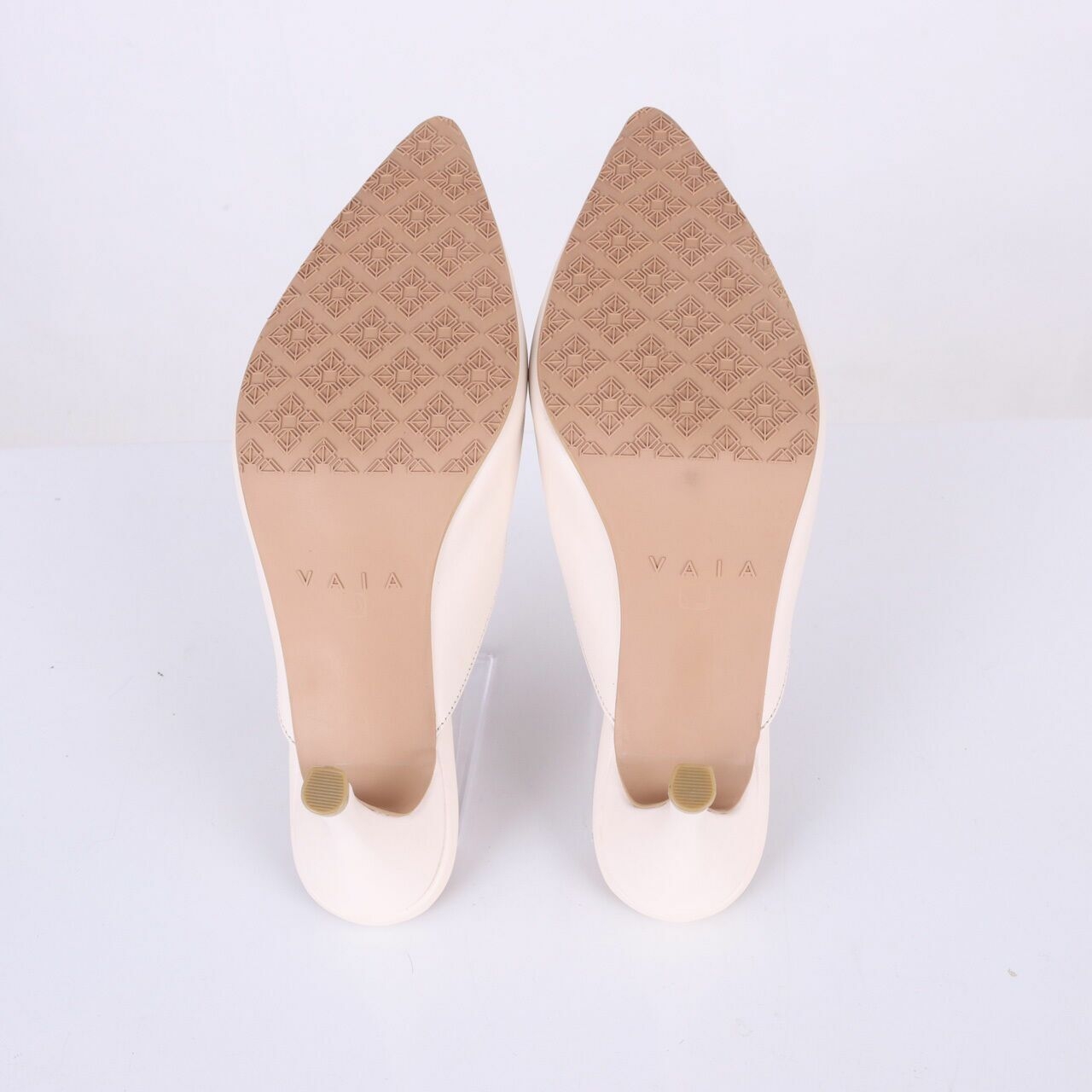 Vaia White Heels