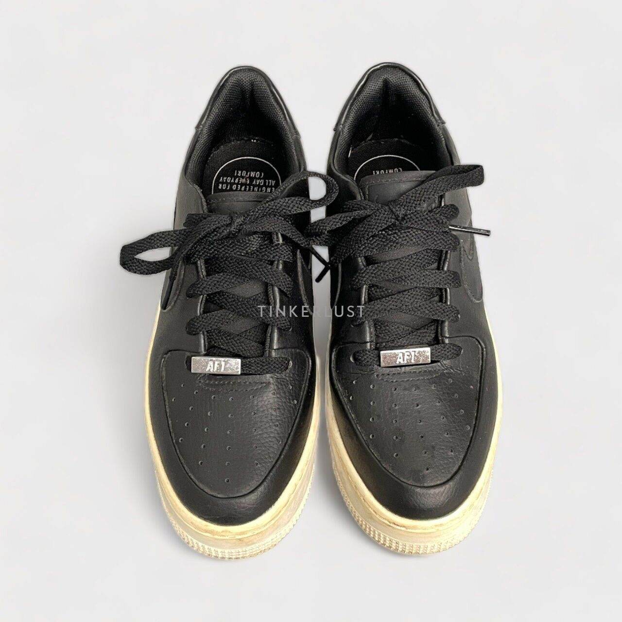 Nike Air Force 1 Sage Low Black Sneakers