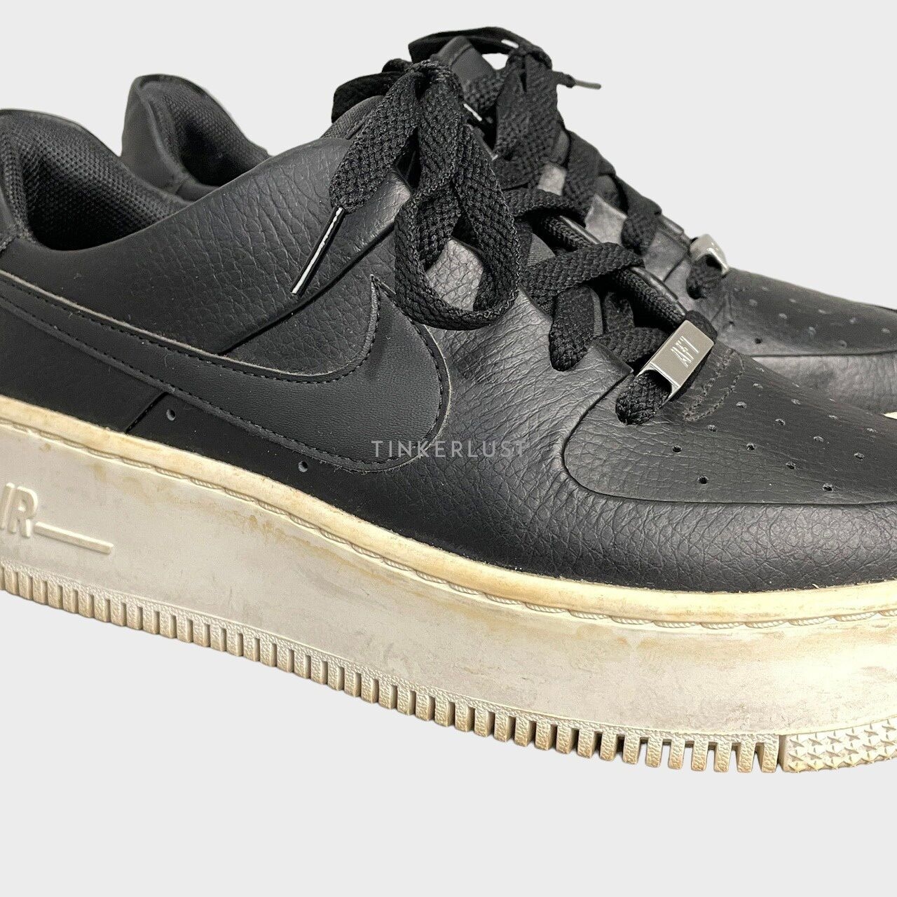 Nike Air Force 1 Sage Low Black Sneakers