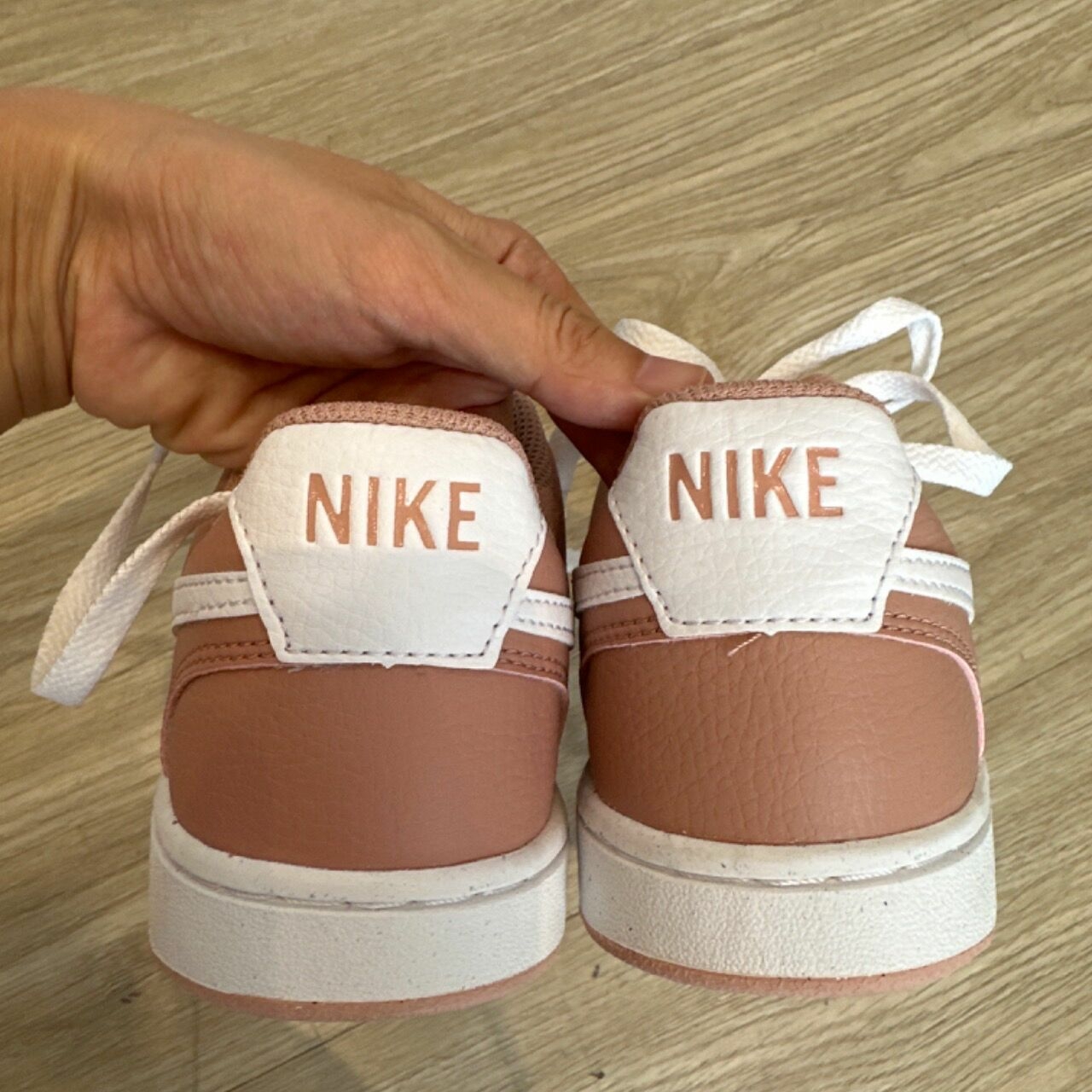 Nike Pink Pastel Organic Sepatu