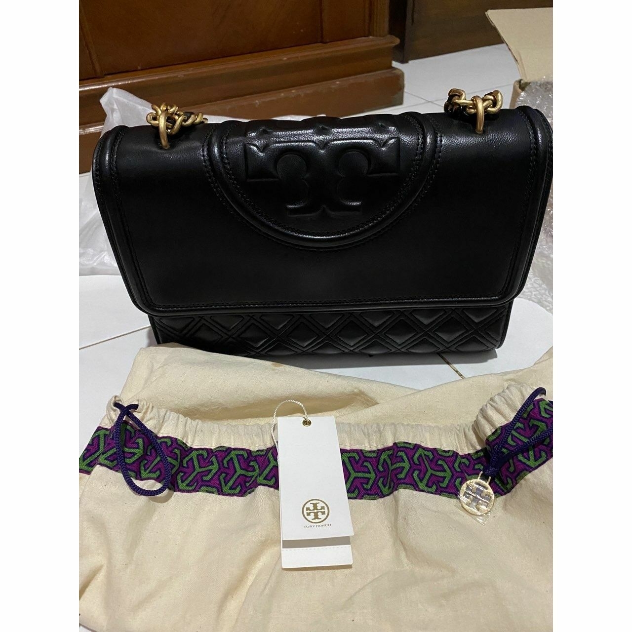 Tory Burch Fleming Medium Black Ghw Shoulder Bag