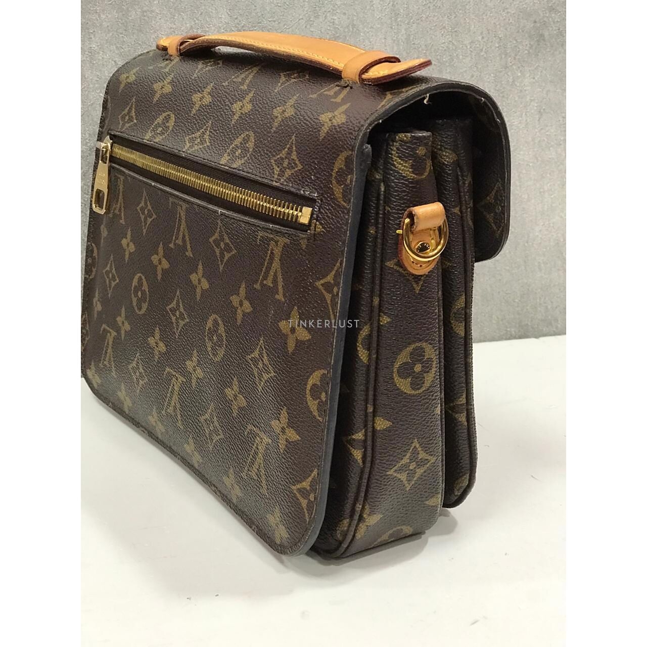 Louis Vuitton Metis Pochette Monogram 2016 Satchel