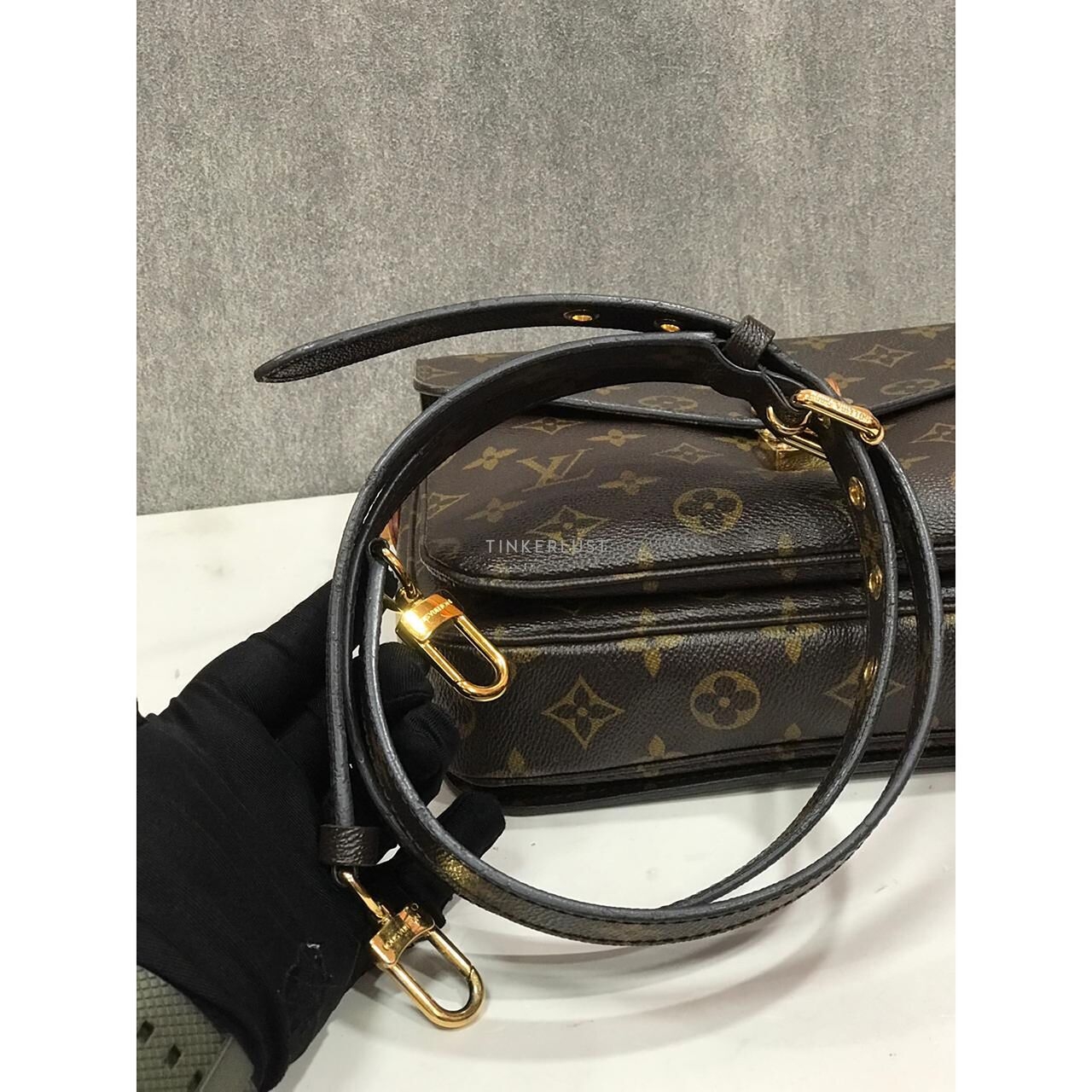 Louis Vuitton Metis Pochette Monogram 2016 Satchel