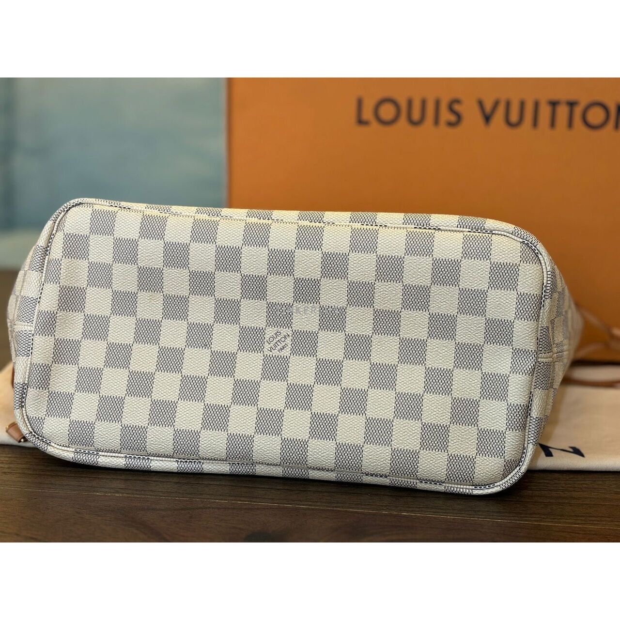 Louis Vuitton Neverfull MM Damier Azur 2023 Totebag