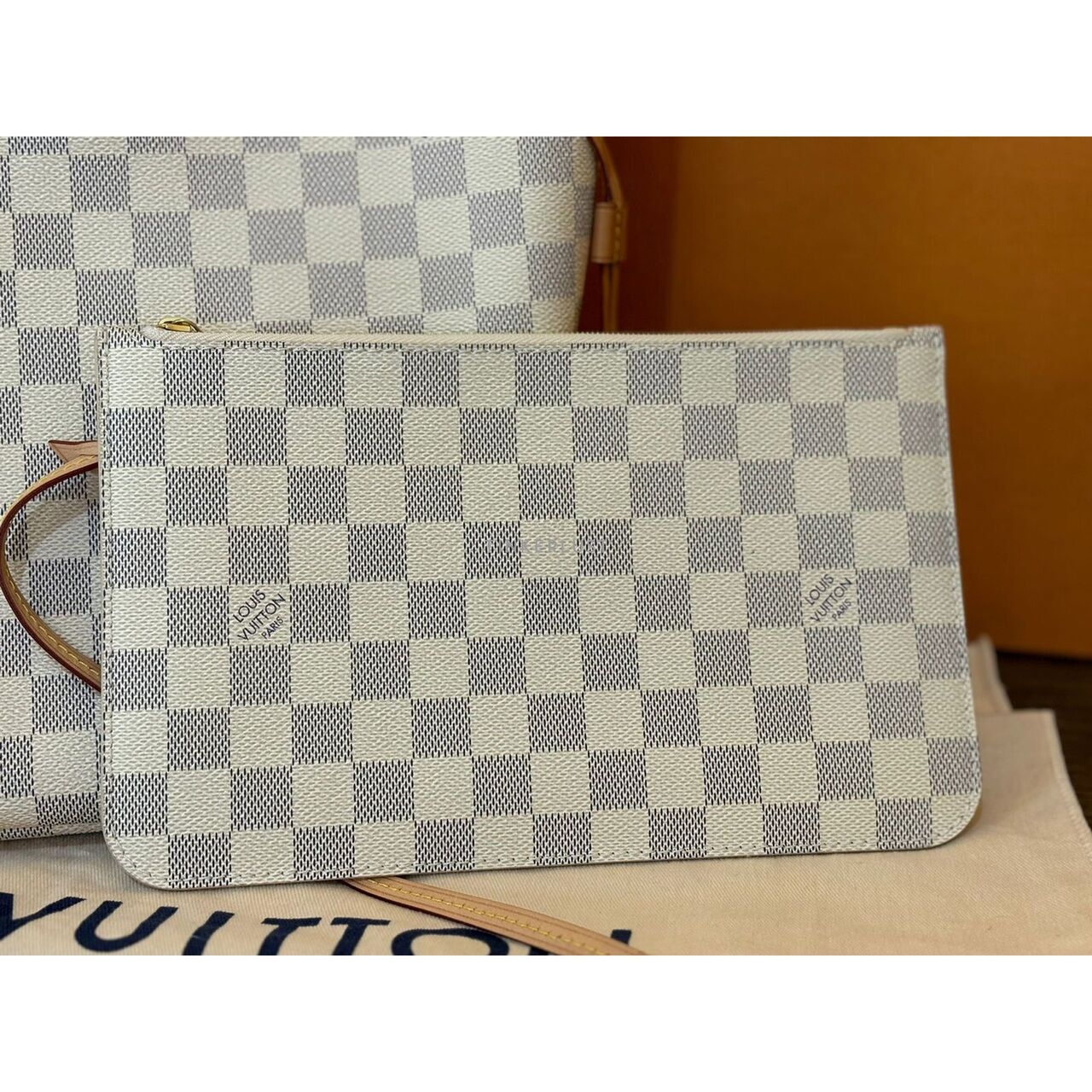 Louis Vuitton Neverfull MM Damier Azur 2023 Totebag