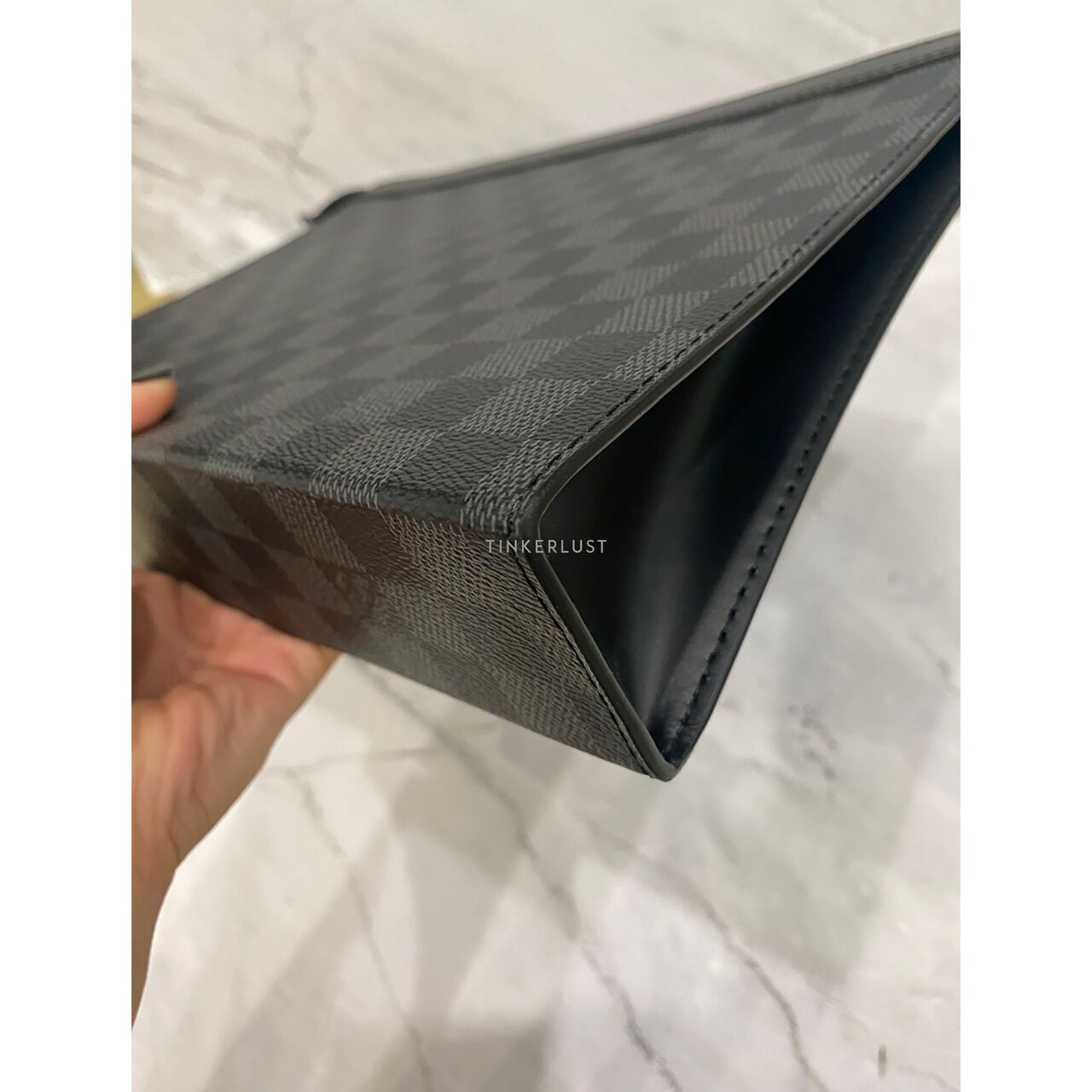 Louis Vuitton Voyage MM 2023 Pouch