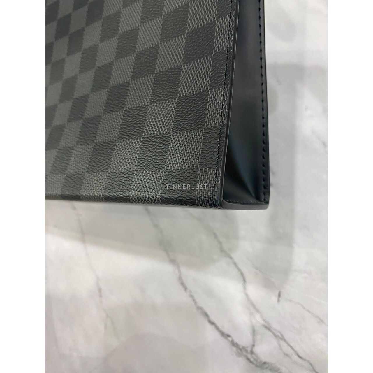 Louis Vuitton Voyage MM 2023 Pouch