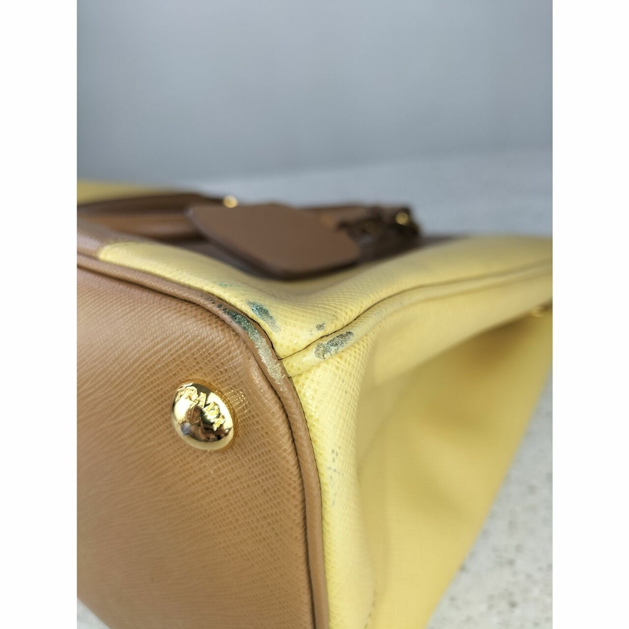 Prada Saffiano Lux Caramel+ Gine B2274C 2013 Sathel Bag