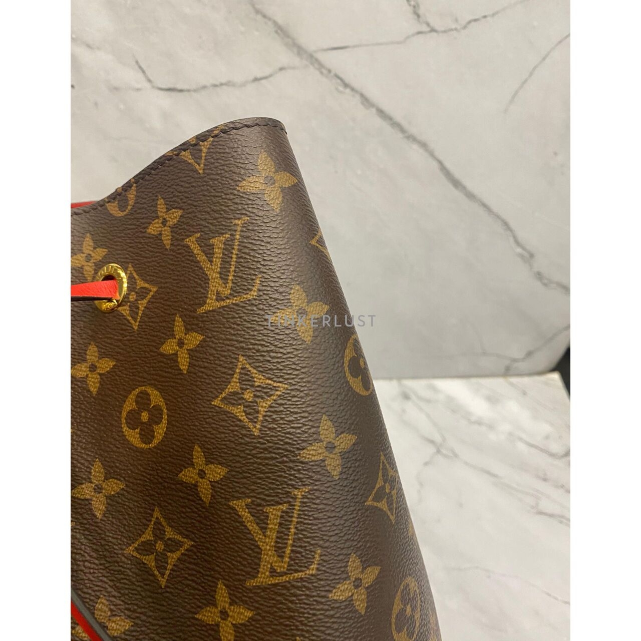 Louis Vuitton Neo Noe Monogram Red GHW Chip Shoulder Bag