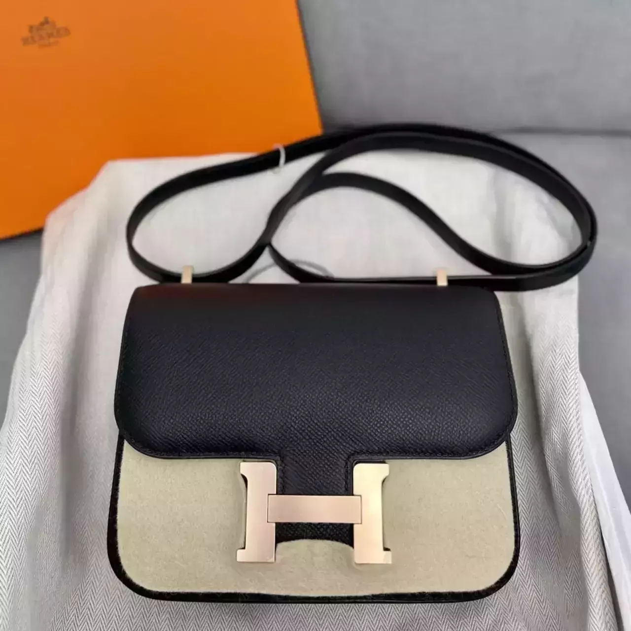 Hermes C18 Black Epsom Rghw Z