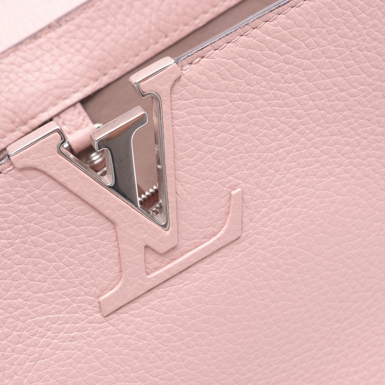 Louis Vuitton Magnolia Pink Capucines MM Hand Bag