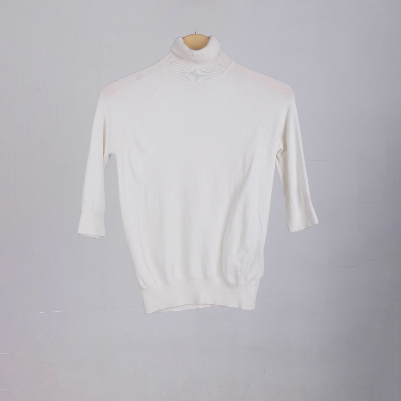 Zara White Turtleneck Knit Blouse