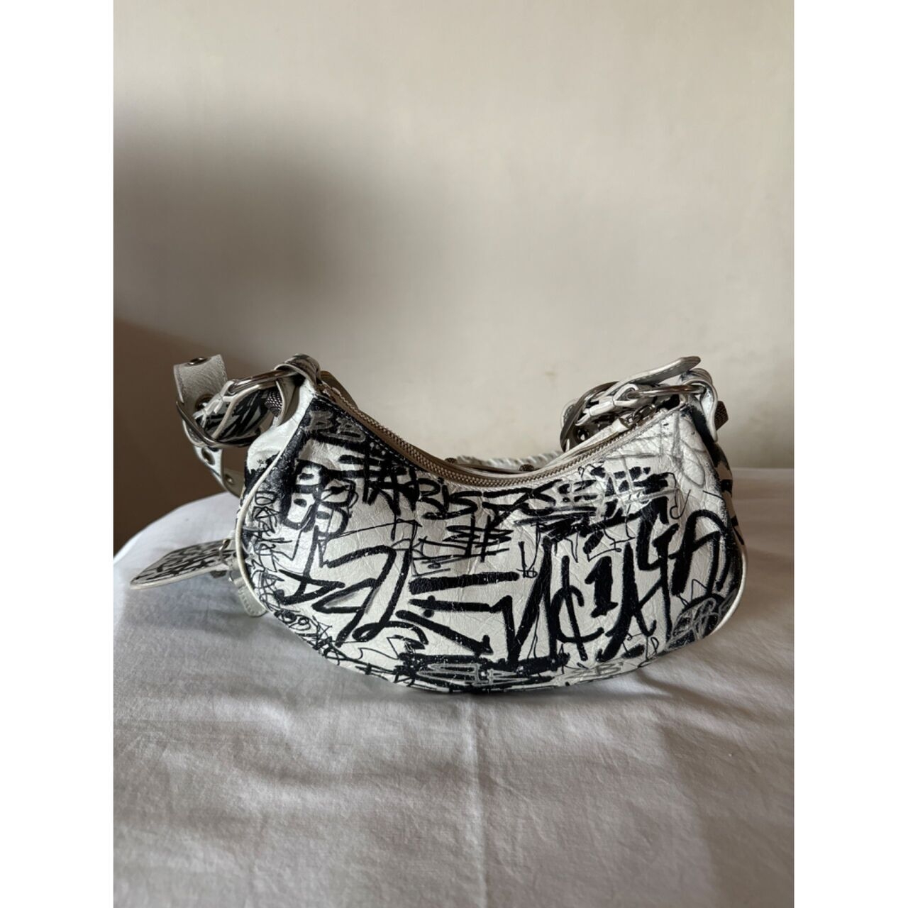 Balenciaga Graffiti Le Cagole Xs Bag